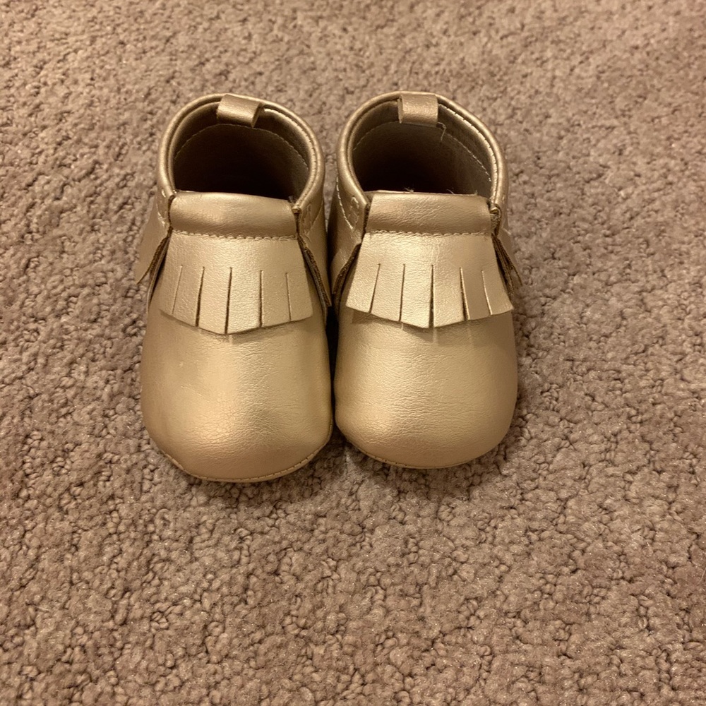 Gold Moccs size 0-3M